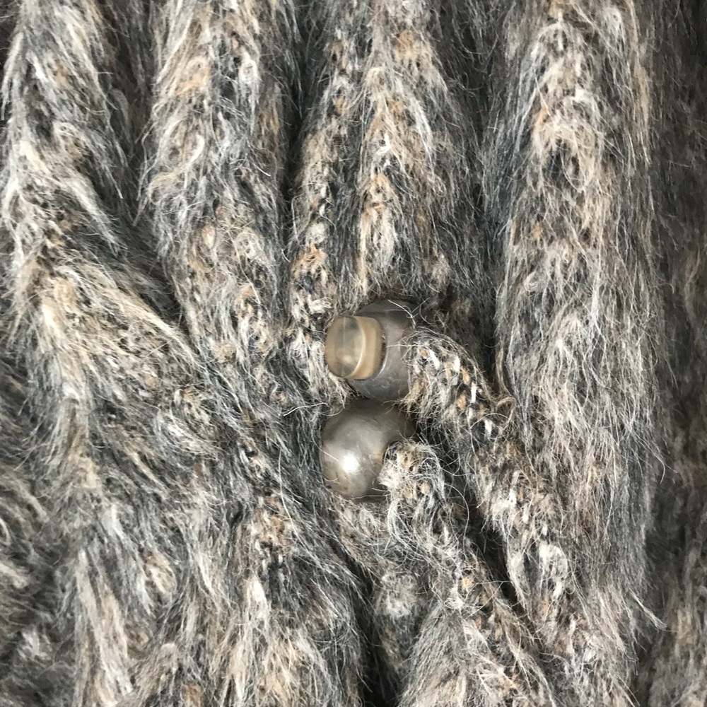 FLASH SALE 🎉❤️FENDI Fur full coat! - Picture 3 of 8